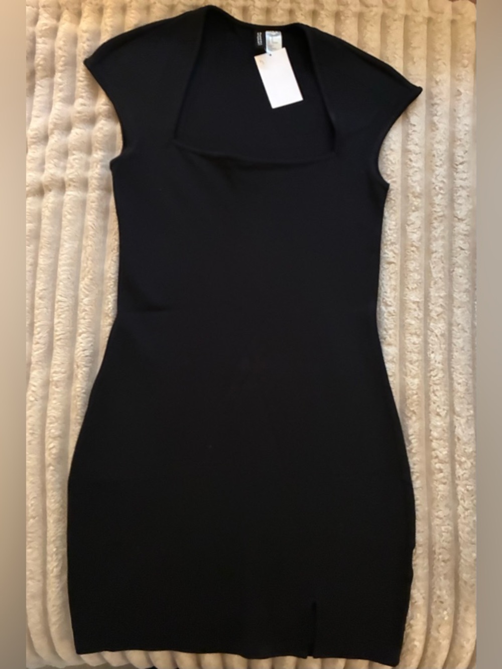 H&M Black Crewneck Shift Top
